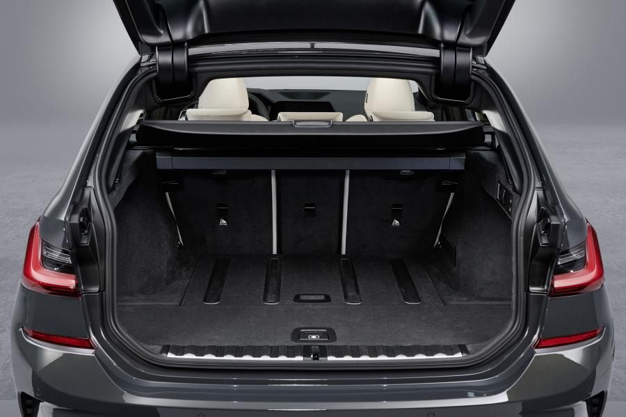 Багажник BMW 330i Touring M Sport (G21) 2019 года  (WW) (фото 27 из 93)